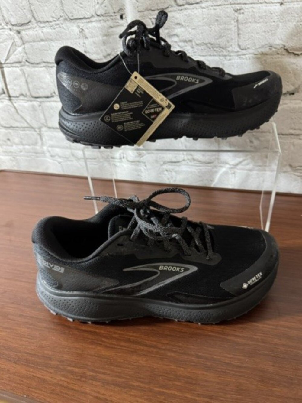 Brooks Divide 5 GTX Waterproof Trail Running Shoes Black Women's 7 NWB‎ - Picture 2 of 8